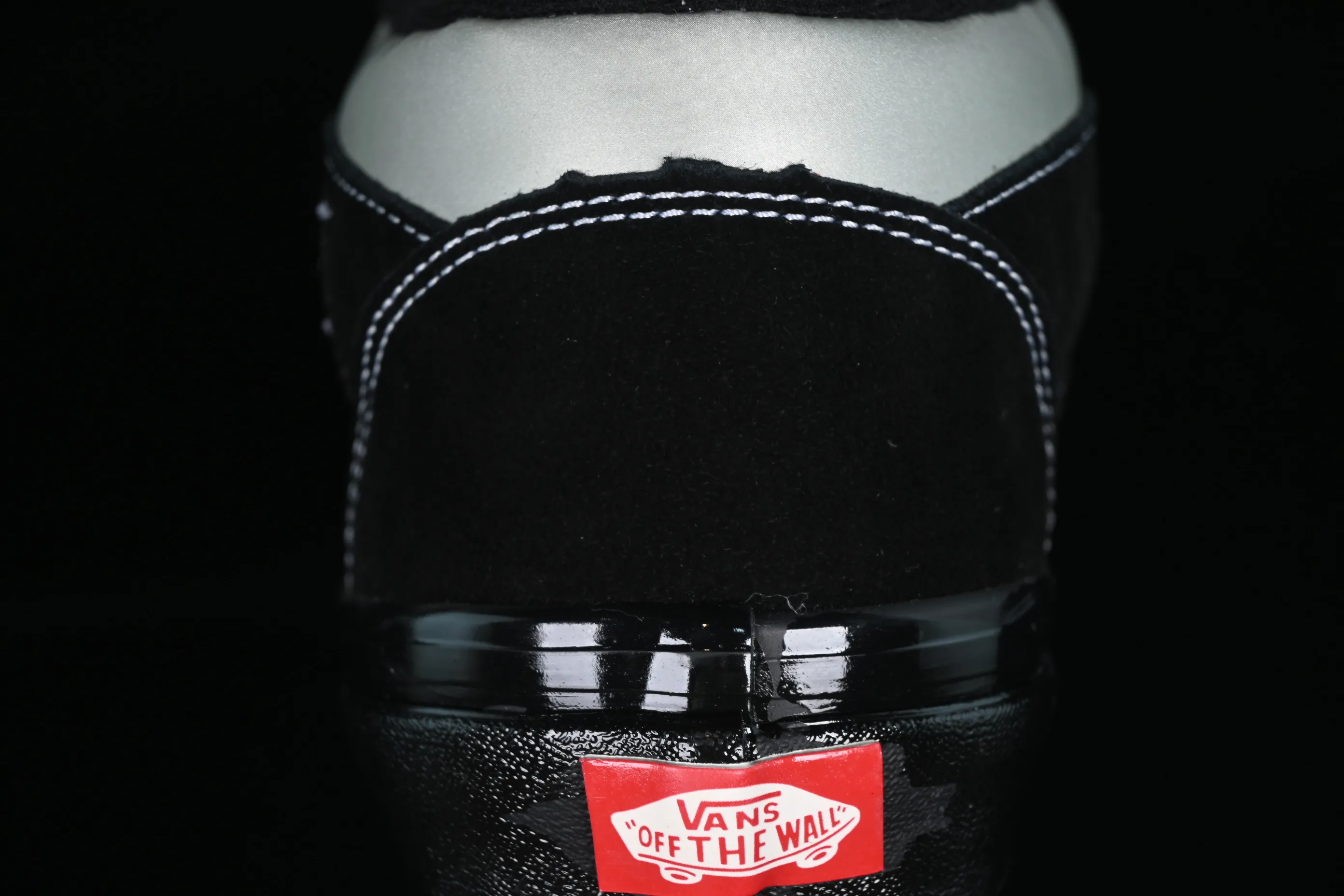 All categories Vans Vans series Vans Mid Vans China Vans Half Cab 33 Dx legendary skater signature China skateboard shoes VN0A5KX6B3C